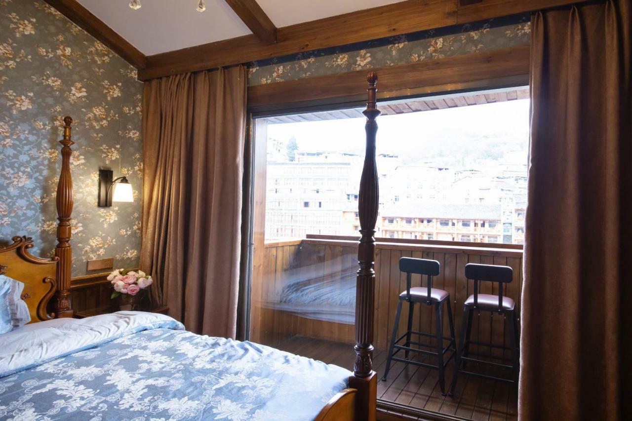 Flower Time Inn Fenghuang Exteriör bild
